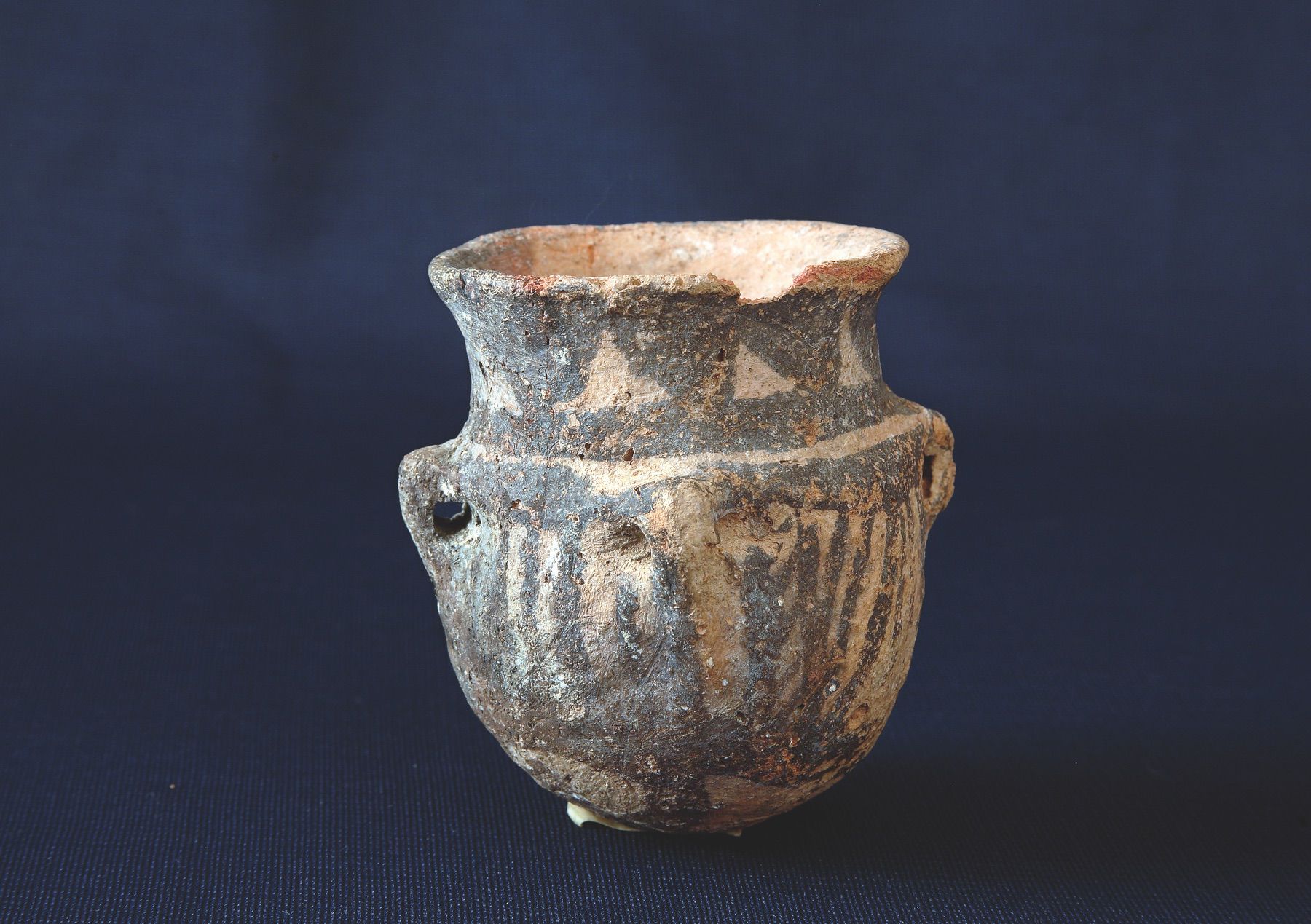 3. Vasetto a decorazione dipinta. Seconda met… III millennio a.C.